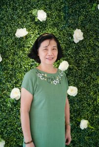 Cô Lâm Thị Phúc Hân (3/11/1955). Cô là cán bộ giảng dạy từ năm 1978 đến năm 2010.