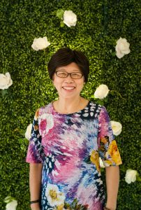 Cô Lê Thị Việt (25/2/1951). Cô là giảng viên chính, công tác tại khoa từ năm 1984 đến năm 2006.
