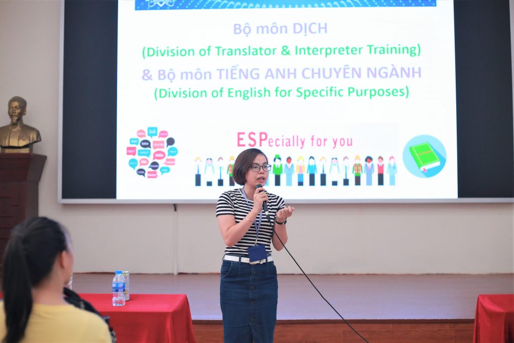 Cô Vương Thị Thanh Nhàn phát biểu về Bộ Môn Dịch và tiếng Anh Chuyên ngành